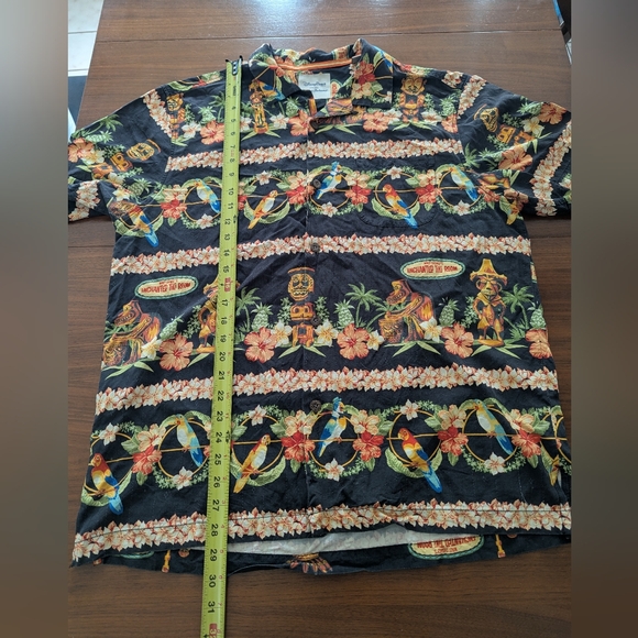Tommy Bahama Disney Parks Enchanted Tiki Room Silk Shirt Size Large Pre Owned - Picture 9 of 9
